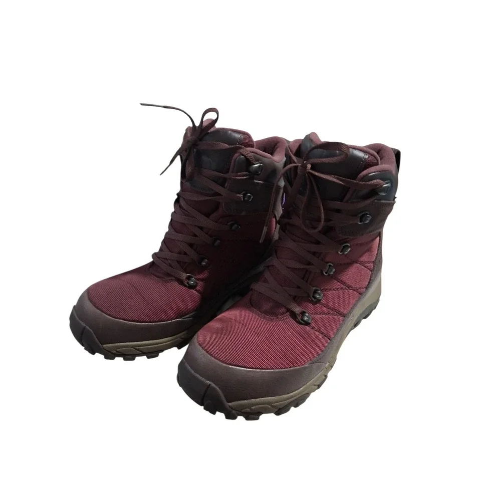The North Face Chilkat Leather Mens size 7 Insulated Hiking Camping Snow Boots
